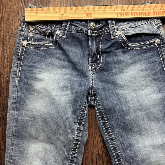 Miss Me Mid Rise Easy Crop Jeans Distressed Light Wash Angel Wings Size 26 - Picture 6 of 12